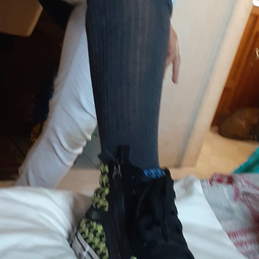 12 AND1 Socks - Picture 5 of 6